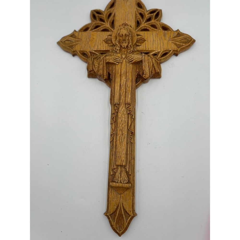 Vintage Faux Wood Carved Jesus Sacred Heart Wall Cross Crucifix Plaque 21 Inch